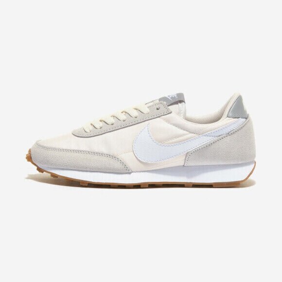 Nike Women's NIKE DBREAK Shoes Sneakers CK2351-101 Mint Condition 10 US 42 EUR
